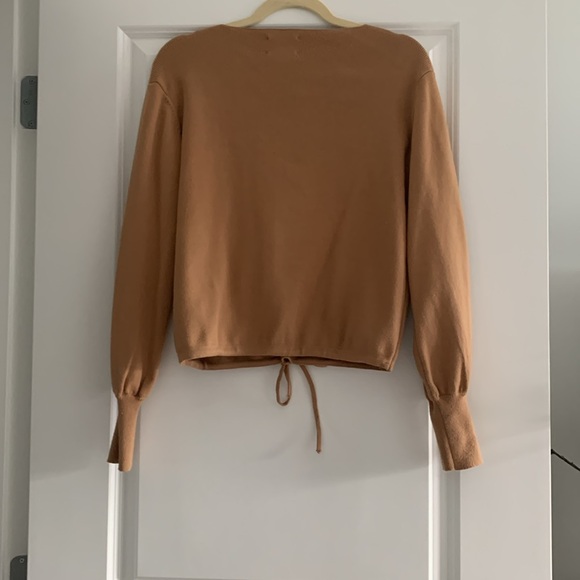 Line & dot square neck sweater - Picture 7 of 11